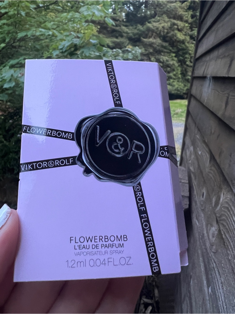 Viktor & Rolf Flowerbomb Mini Perfume Vial NWT